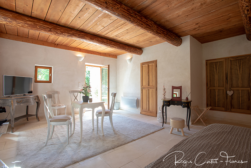 Gite-le-champ-des-oliviers-oppede-01