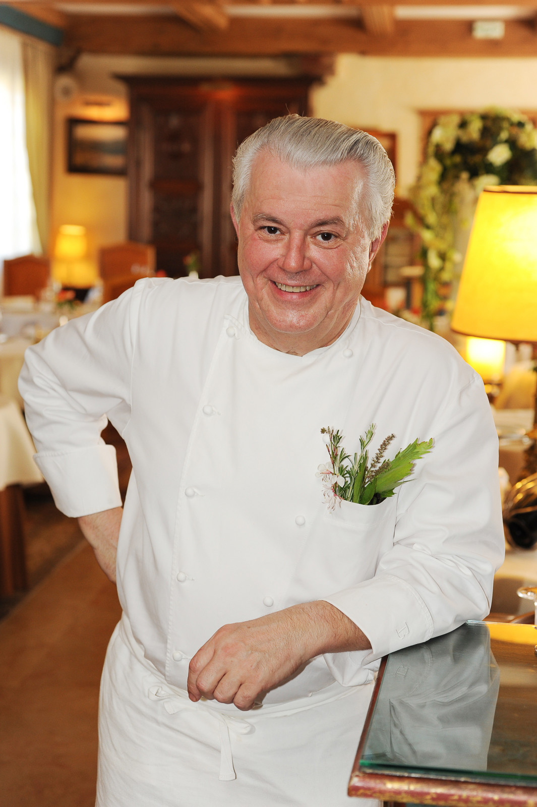 Le chef Jany Gleize à La Bonne Etape - Relais et Châteaux, Château-Arnoux (04) pour le Conseil Régional.