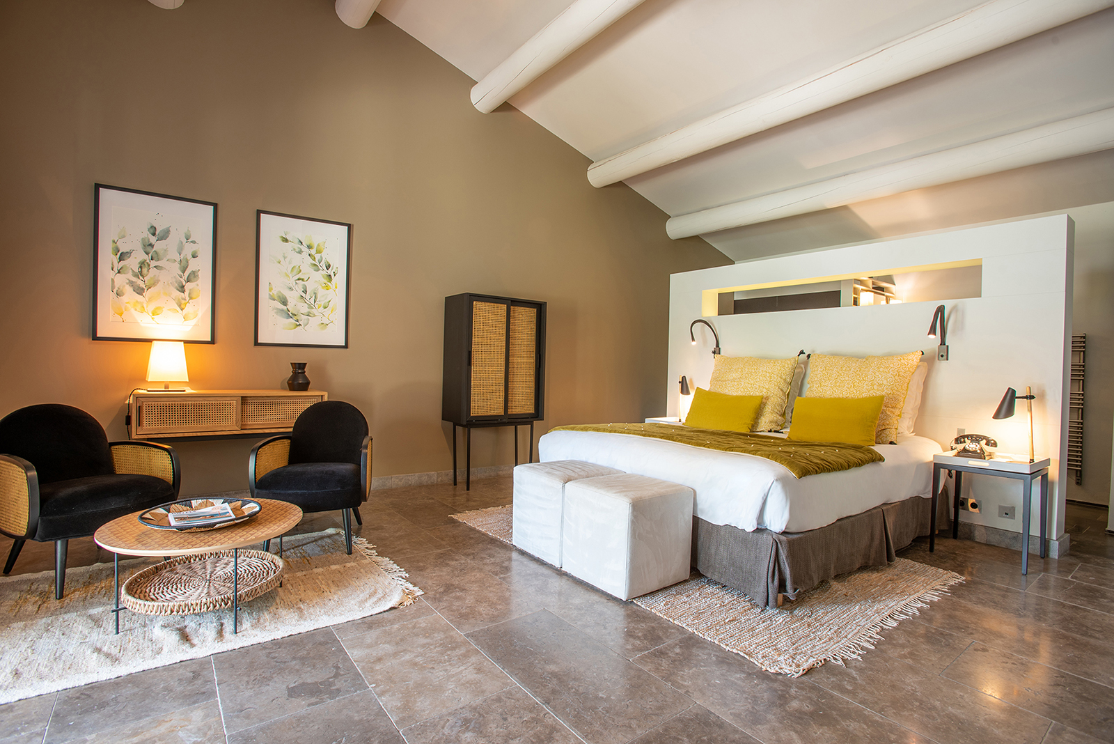 Photographie de chambre, Domaine La Pierre Blanche, Eygalières.